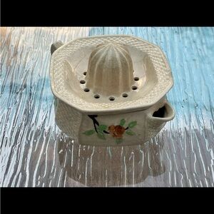 Vintage Ceramic Juicer Reamer Lemon Oranges Made In JAPAN Moriyama Mori-machi‎